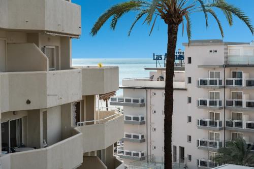 Benalbeach Bliss Seafront Retreat with Balcony in Benalmadena, Spain