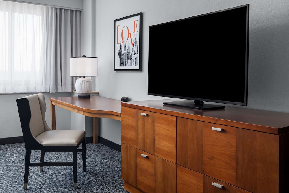 The Alloy King of Prussia a DoubleTree by Hilton - photo 12