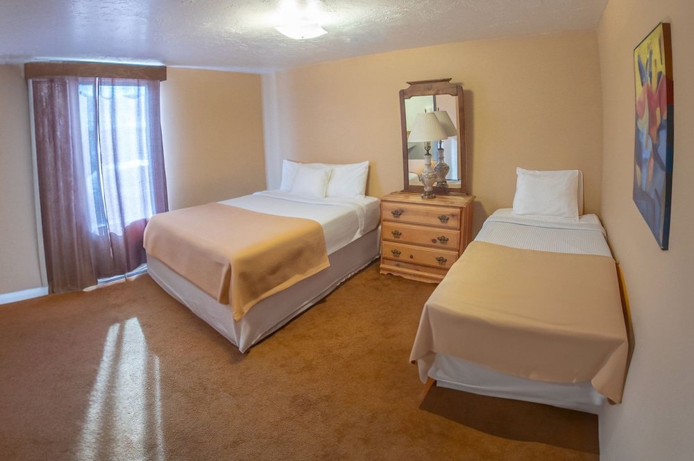 Marble Canyon Lodge - photo 3