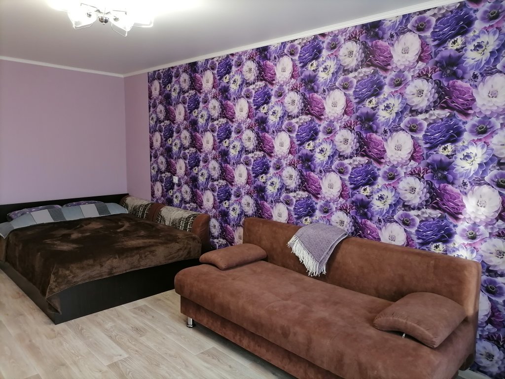 Kvartira Odnokomnatnaya Violet Na Gafiatullina Flat in Bugul'ma, Russia