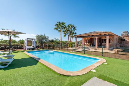 Ses Oliveres - carbon neutral hotel in Campos