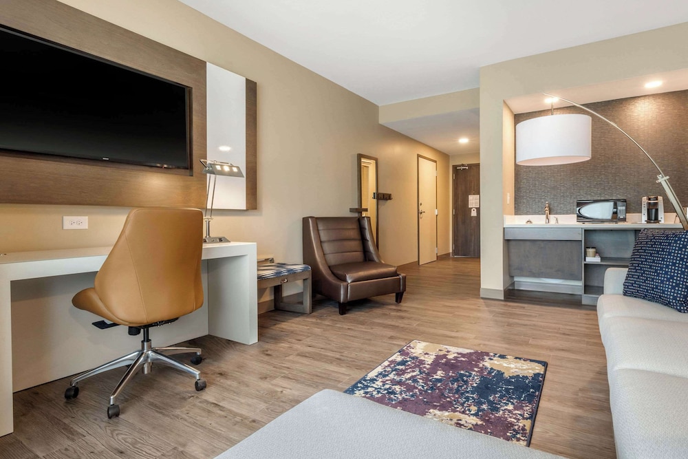 Cambria Hotel Fort Mill - photo 24