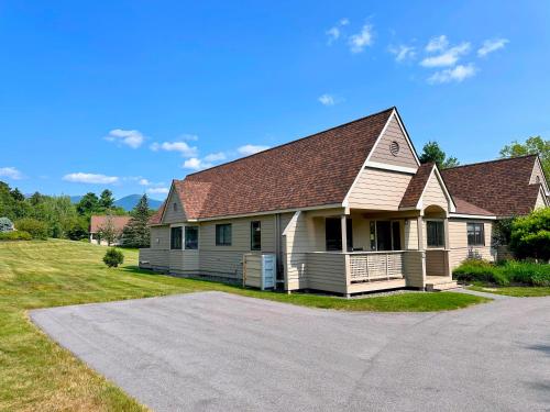 F4 Warm Fairway Village Townhome mountain views and large lawn So much to do - photo 62