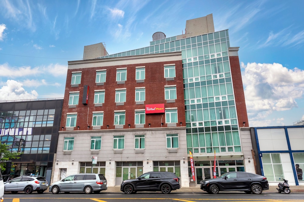 Red Roof Plus Brooklyn Flatbush Ave - photo 43