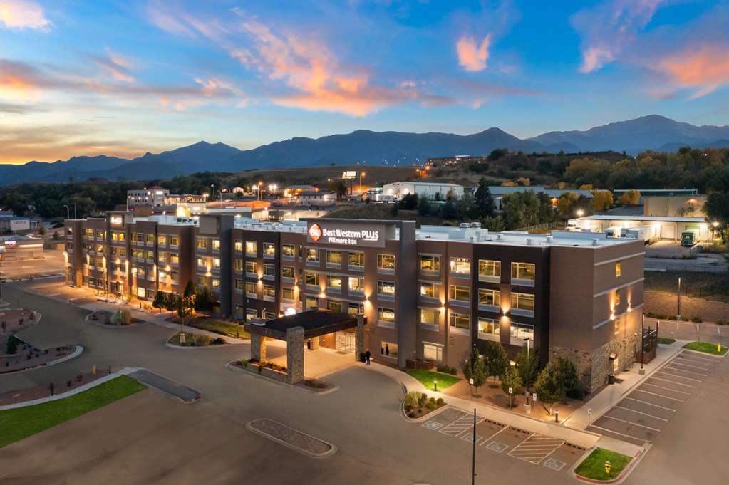 Best Western Plus Fillmore Inn & Suites - photo 42