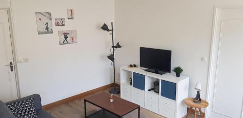 Cosy Apartment Close Eiffel Tower — Sevres