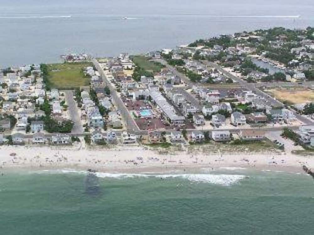 Sea Spray Motel - photo 21