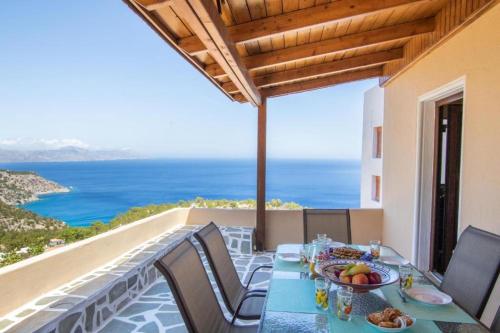 Everlasting Blue - carbon neutral hotel in Unknown City