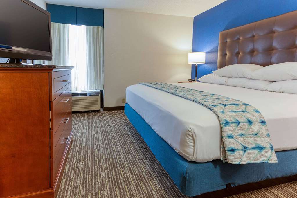 Heritage Inn & Suites St. Louis Fenton Trademark by Wyndham - photo 17