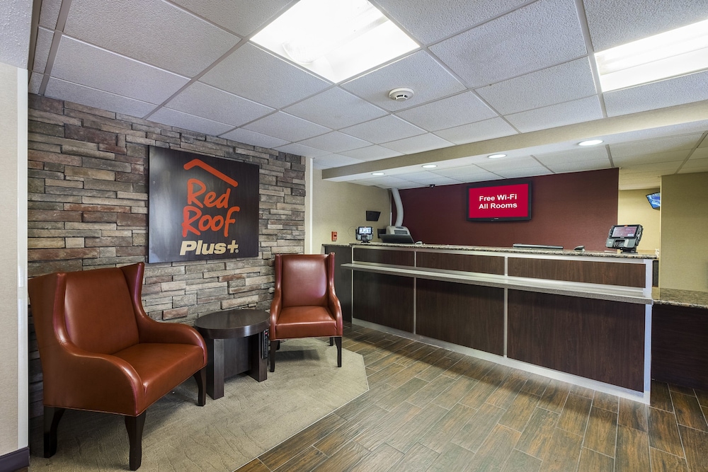Red Roof Inn PLUS Boston Woburn Burlington - photo 2