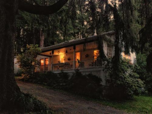 Charm at the foot of the Berkshires — hotel in Hillsdale