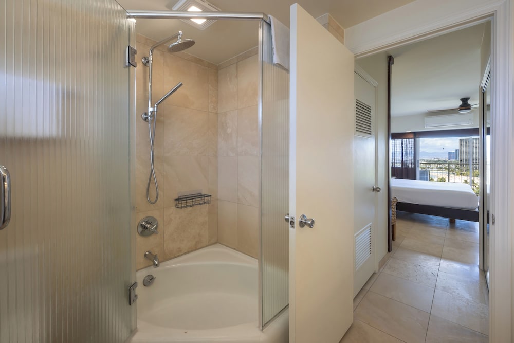 Waikiki Shore By Outrigger - photo 178