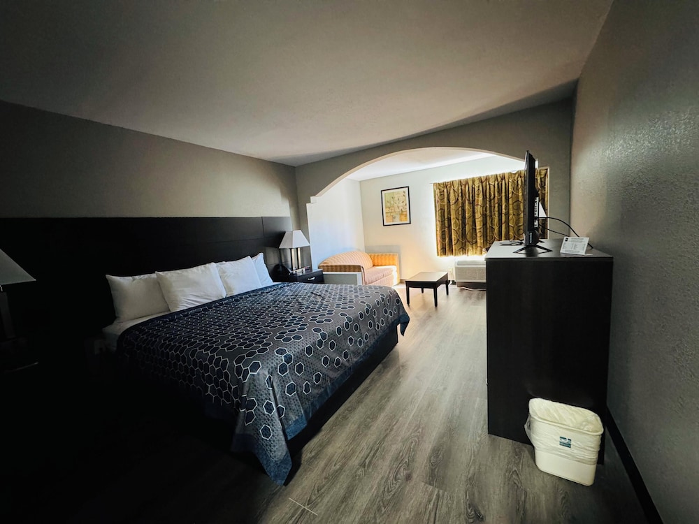 Quality Inn & Suites Centerville - photo 10