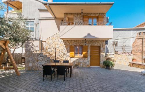 Gorgeous Home In Bibinje With Wifi — 4-Star Luxury Hotel in Bibinje, Croatia