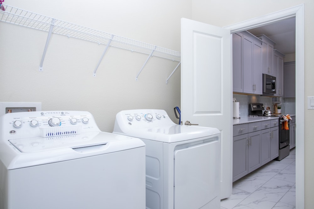 Gorgeous 5Bd Close to Disney @ Storey Lake 2734 - photo 45
