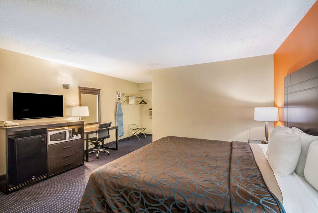 Americas Best Value Inn Giddings - photo 18