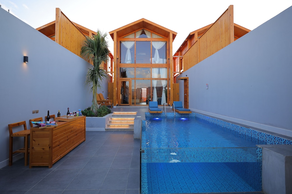 Alma Cottages - carbon neutral hotel in Jeddah