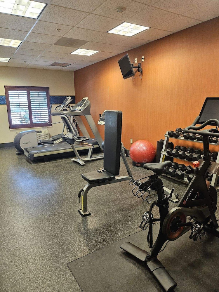 Hampton Inn & Suites Austin Cedar Park Lakeline - photo 33