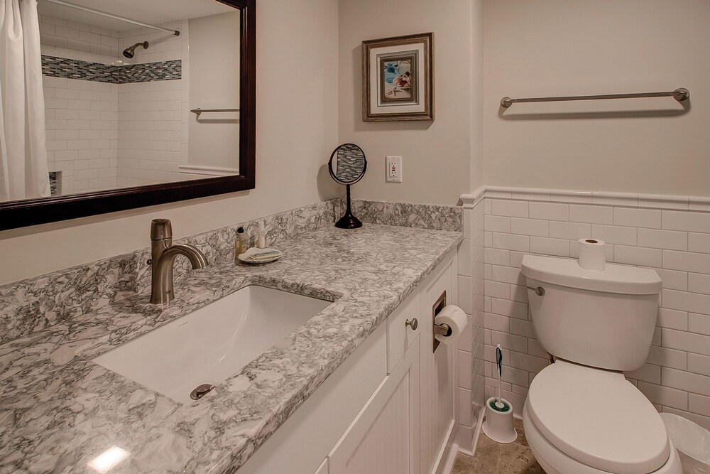 Shorewood 203 - photo 14