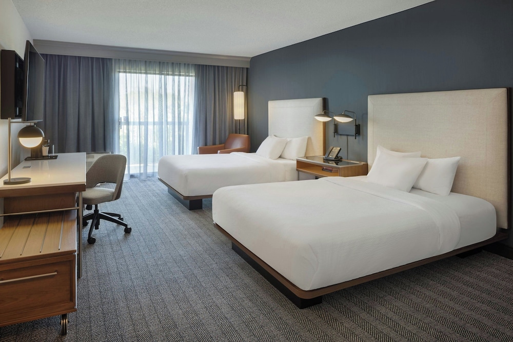 Courtyard by Marriott Springfield Airport - photo 22