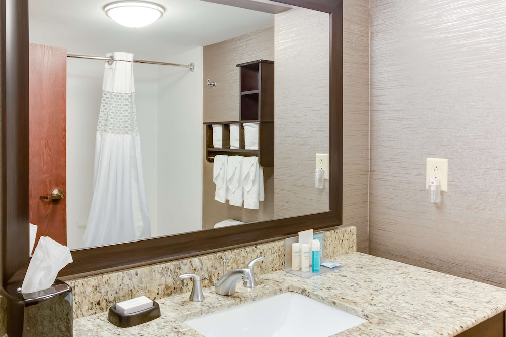 Hampton Inn Bellevue Nashville I 40 West - photo 24
