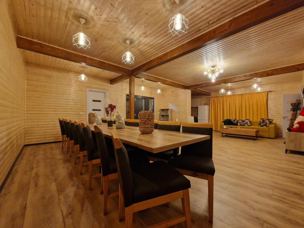 Cabana Athos in Zalau, Romania