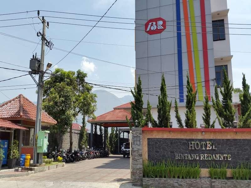 Bintang Radante in Garut, Indonesia