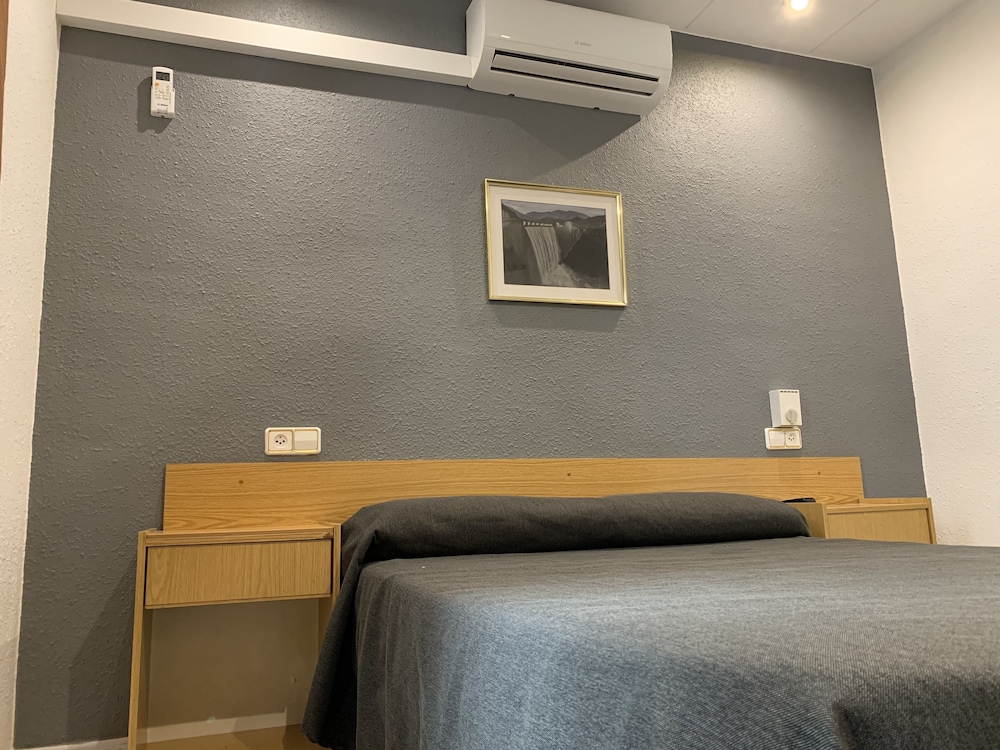 Hostal Tarrés — Angles — photo 4