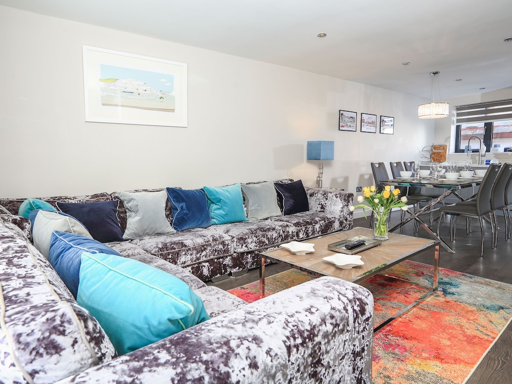 Harbour Cottage — 4-Star Luxury Hotel in Dartmouth, United Kingdom