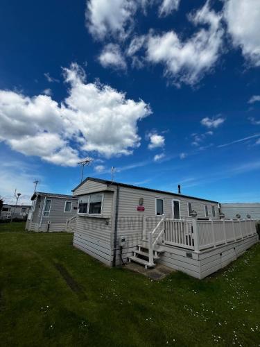 Seaview Holiday Rentals Seawall — 4-Star Luxury Hotel in Whitstable, United Kingdom