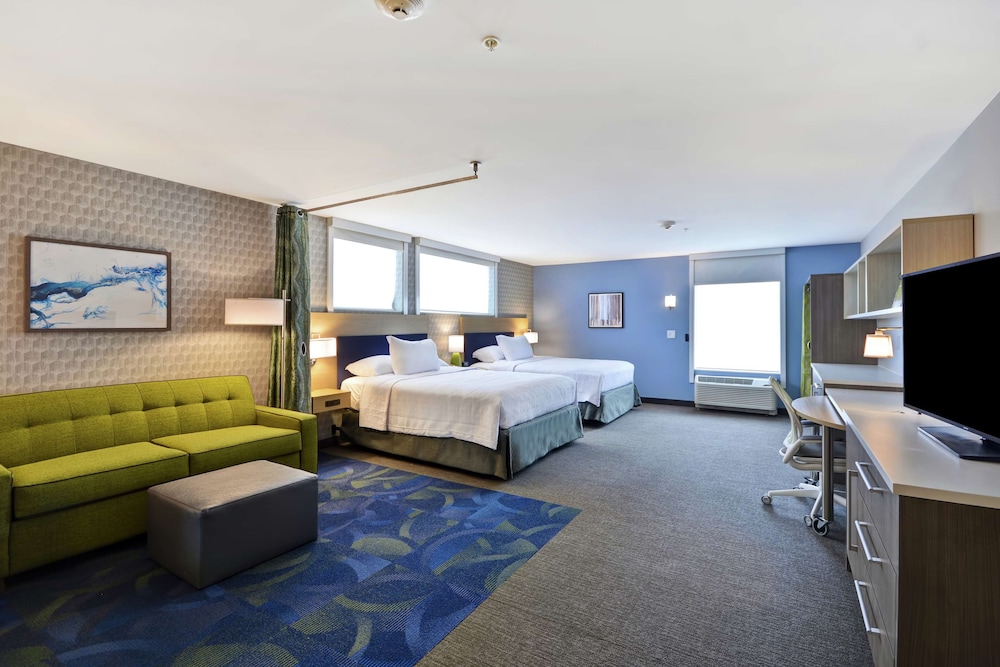 Home2 Suites by Hilton Grand Rapids North - photo 16