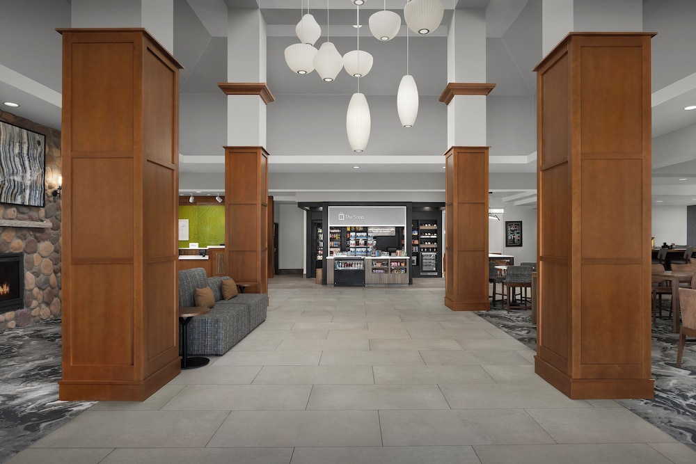 Hilton Garden Inn Cedar Falls - photo 2