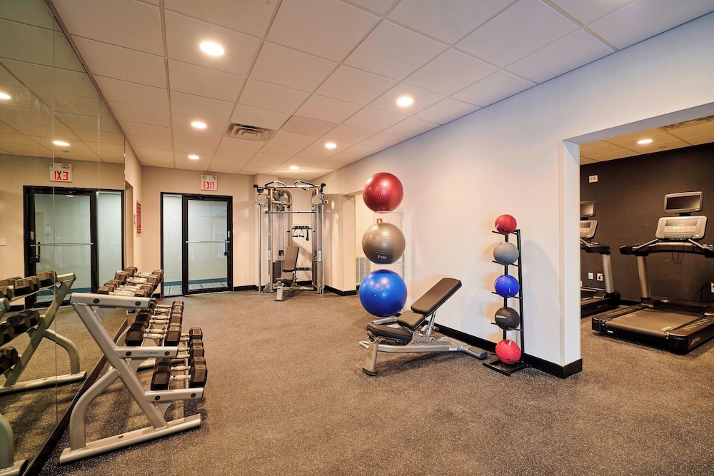 Four Points by Sheraton Cleveland Eastlake - photo 25