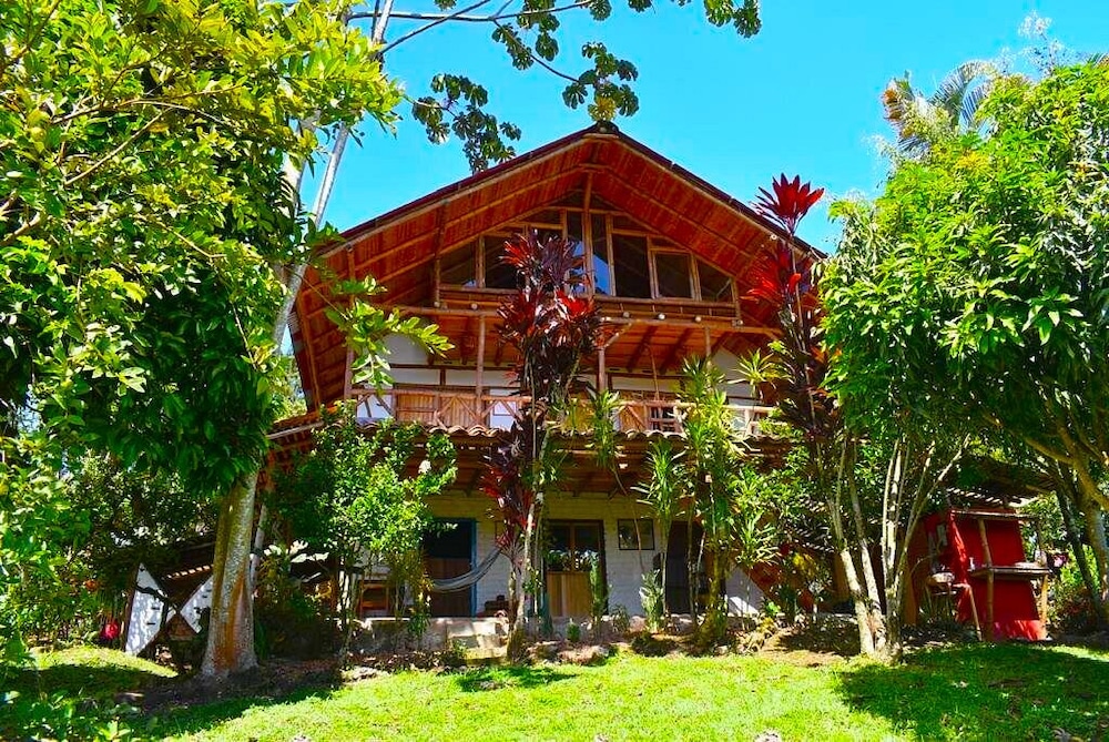 Hotel la Casa de Francois Hostel in San Agustin, Colombia