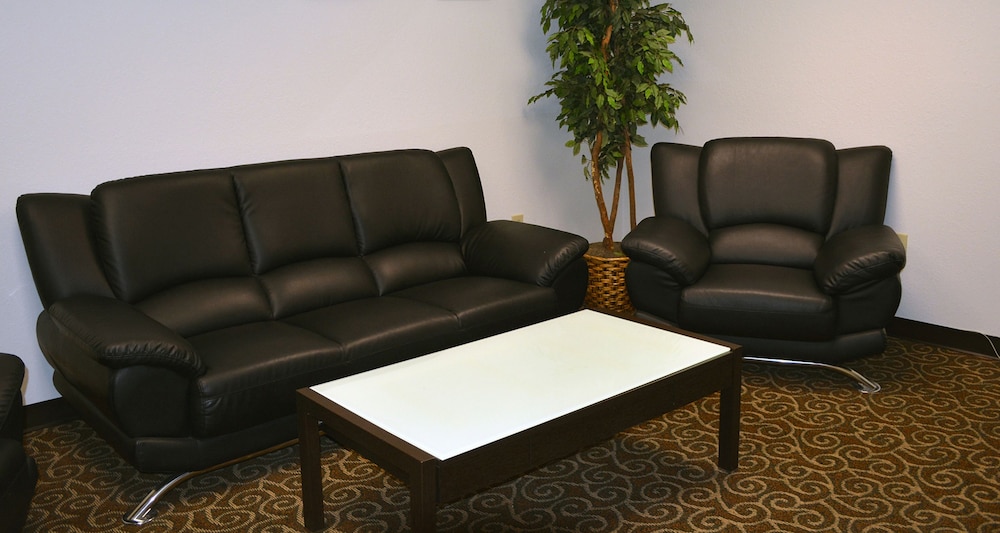 Baymont by Wyndham East Windsor Bradley Airport - photo 31