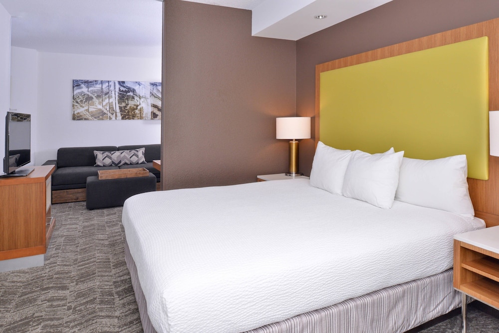 SpringHill Suites by Marriott Fairfax Fair Oaks - photo 8