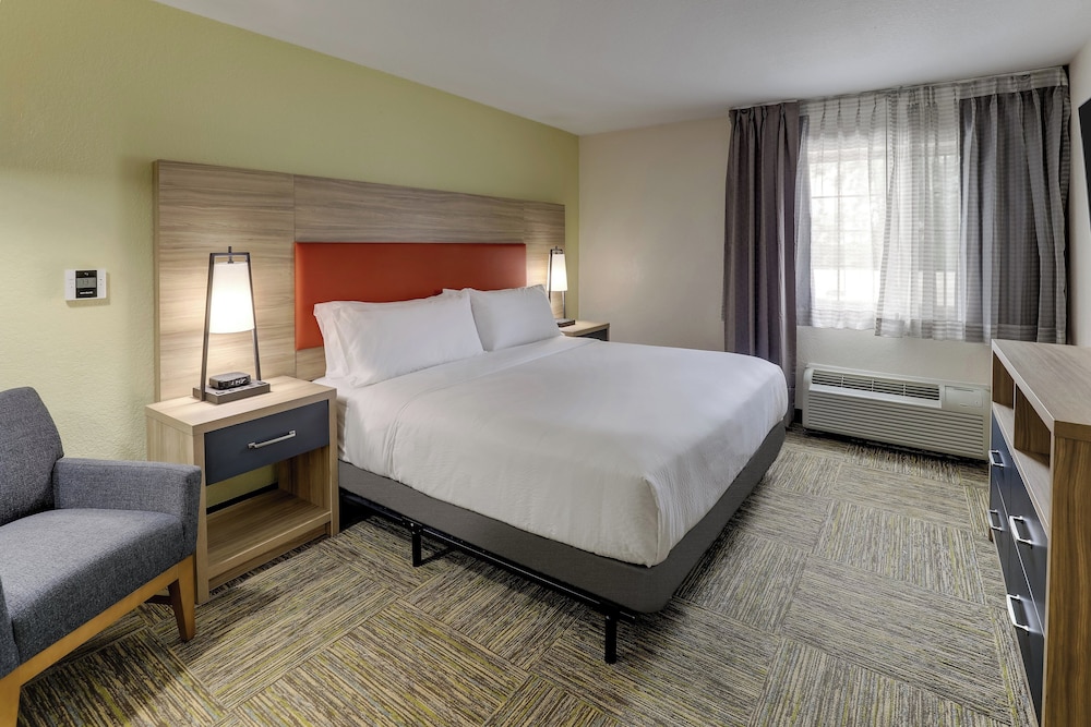 Candlewood Suites Lexington by IHG - photo 23