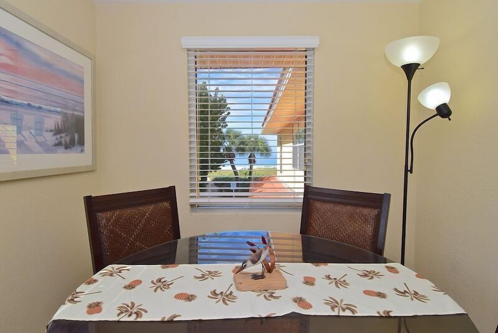 A Beach Retreat - photo 66