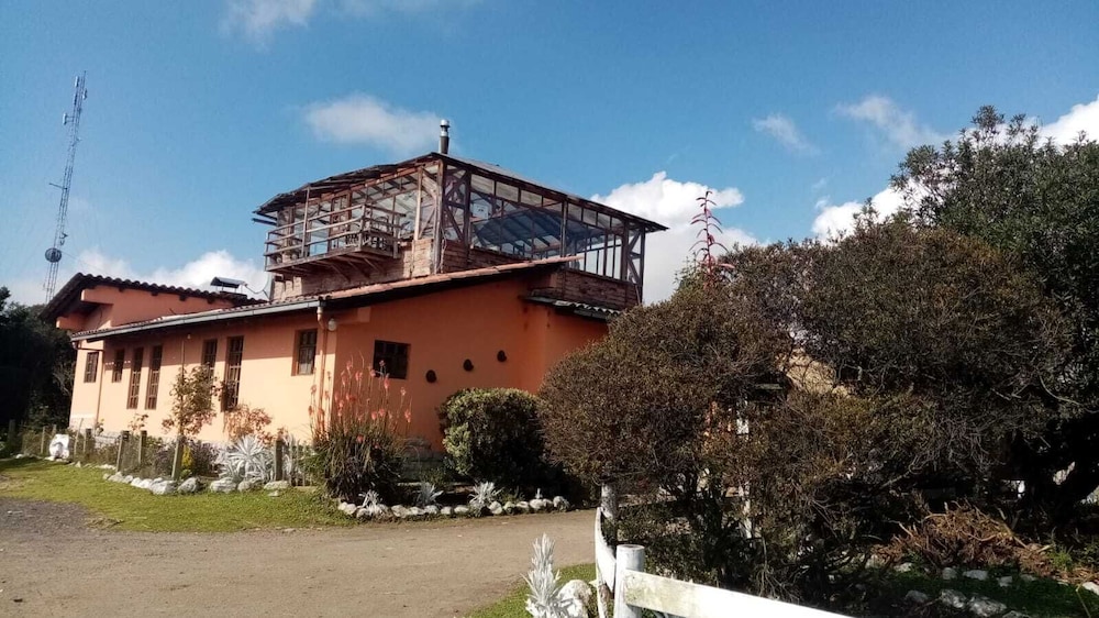 Hosteria Tiopullo — Unknown City