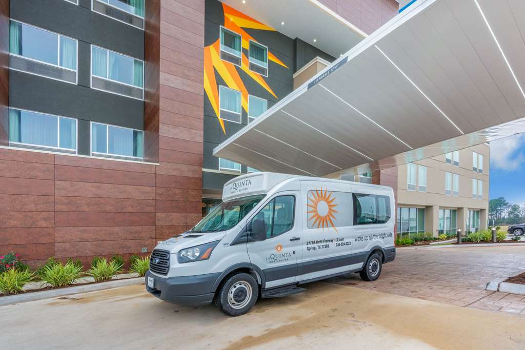 La Quinta Inn and Suites by Wyndham Houston Spring South - photo 25