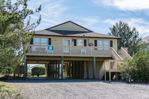 Pelican Palace by Oak Island Accommodations - photo 39