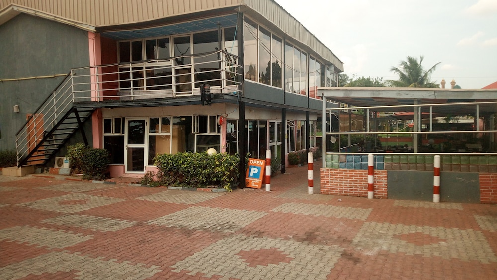 Da 411 Hotel - last minute hotel in Ibadan