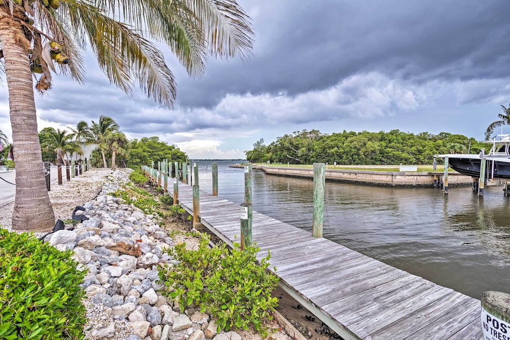 Jensen Beach Home quarter Mi to Beach Access - photo 25