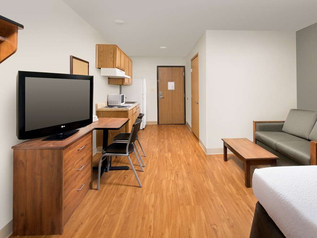 WoodSpring Suites Bentonville - photo 12