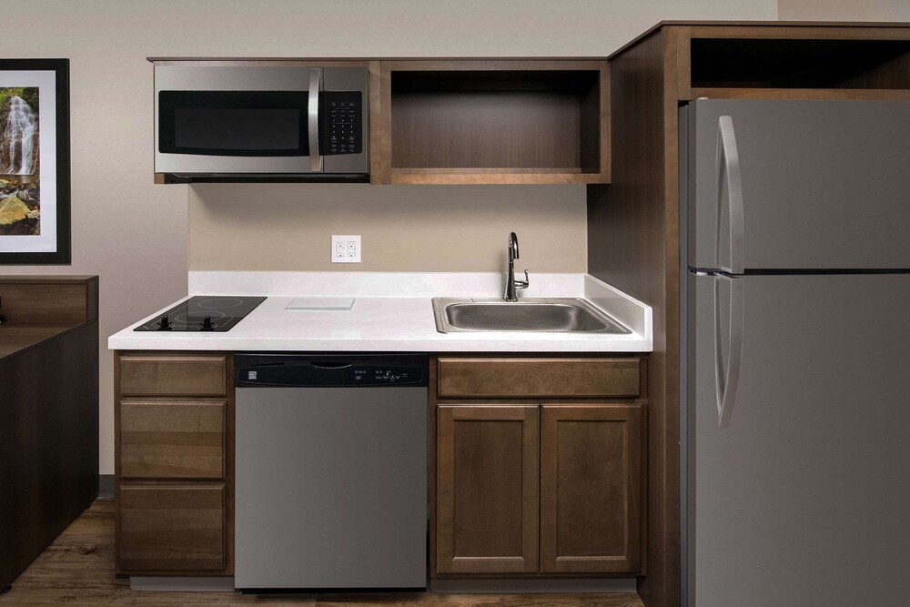 WoodSpring Suites Cherry Hill - photo 8