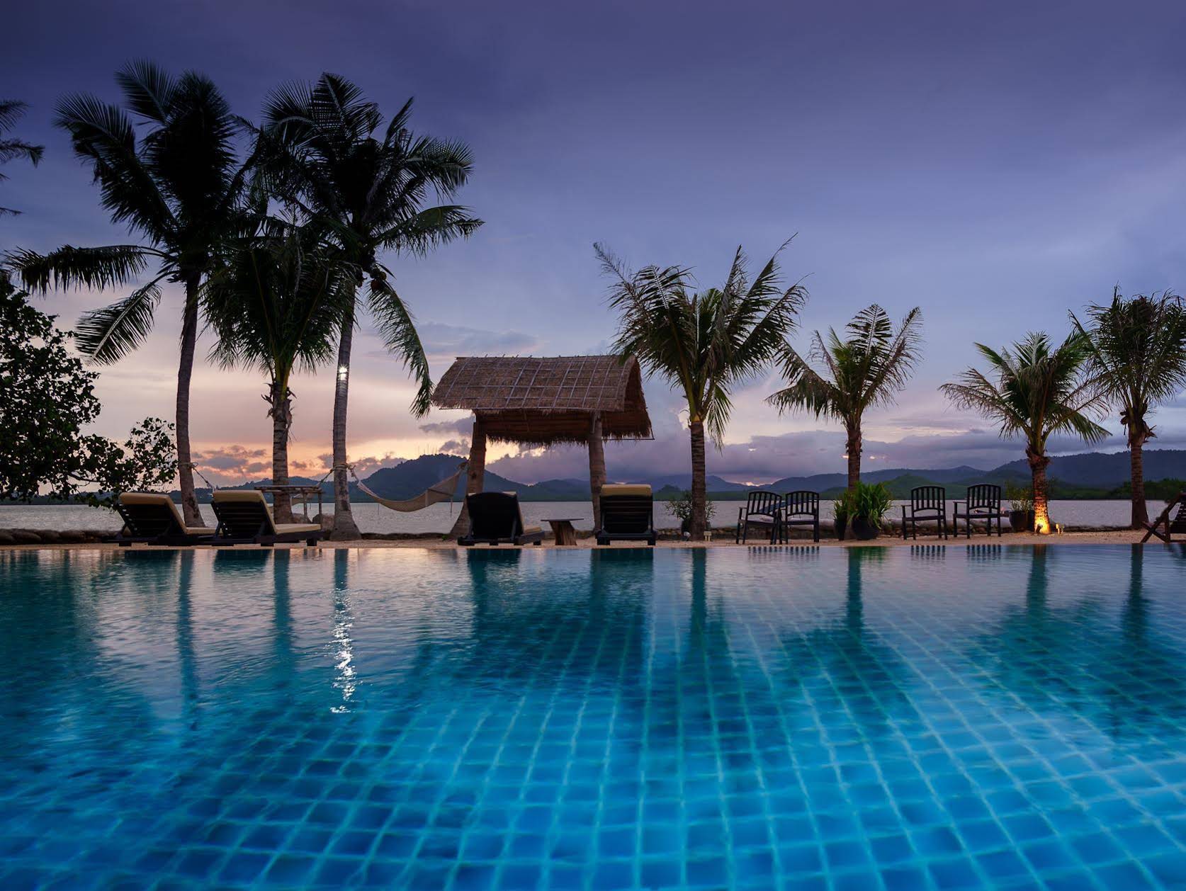 Jindarin Beach Villas — 4-Star Luxury Hotel in Phuket, Thailand