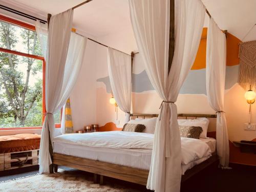Little Bir — 4-Star Luxury Hotel in Beed, India