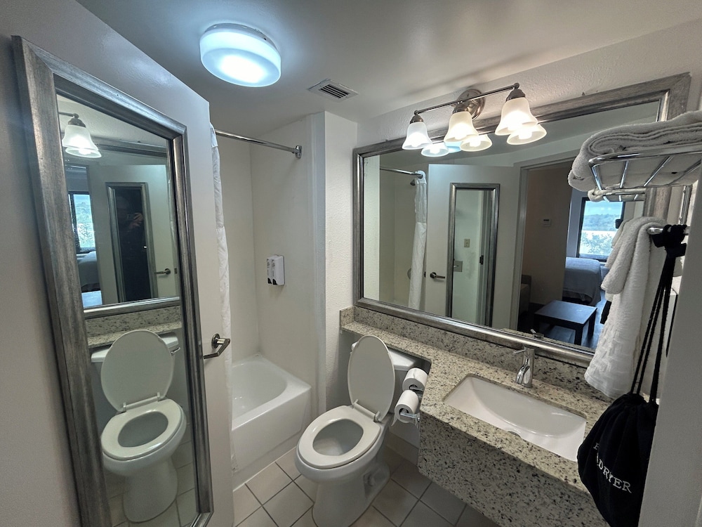 Spark by Hilton Fort Myers - photo 23