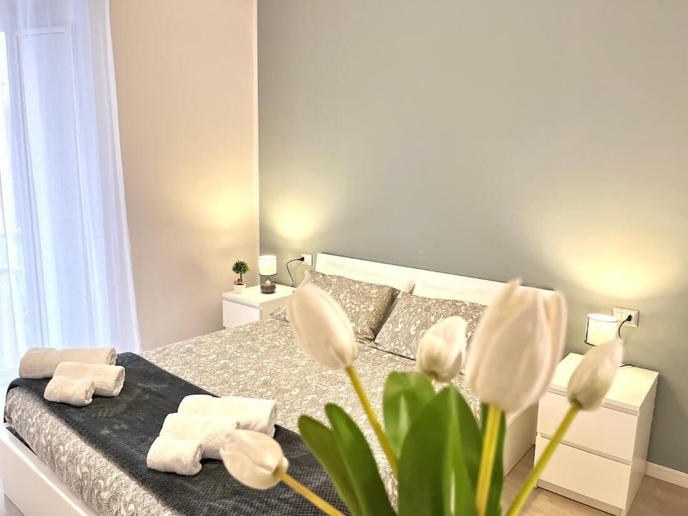 Archivio 32 Neapolitan Apartment — 4-Star Luxury Hotel in Naples, Italy