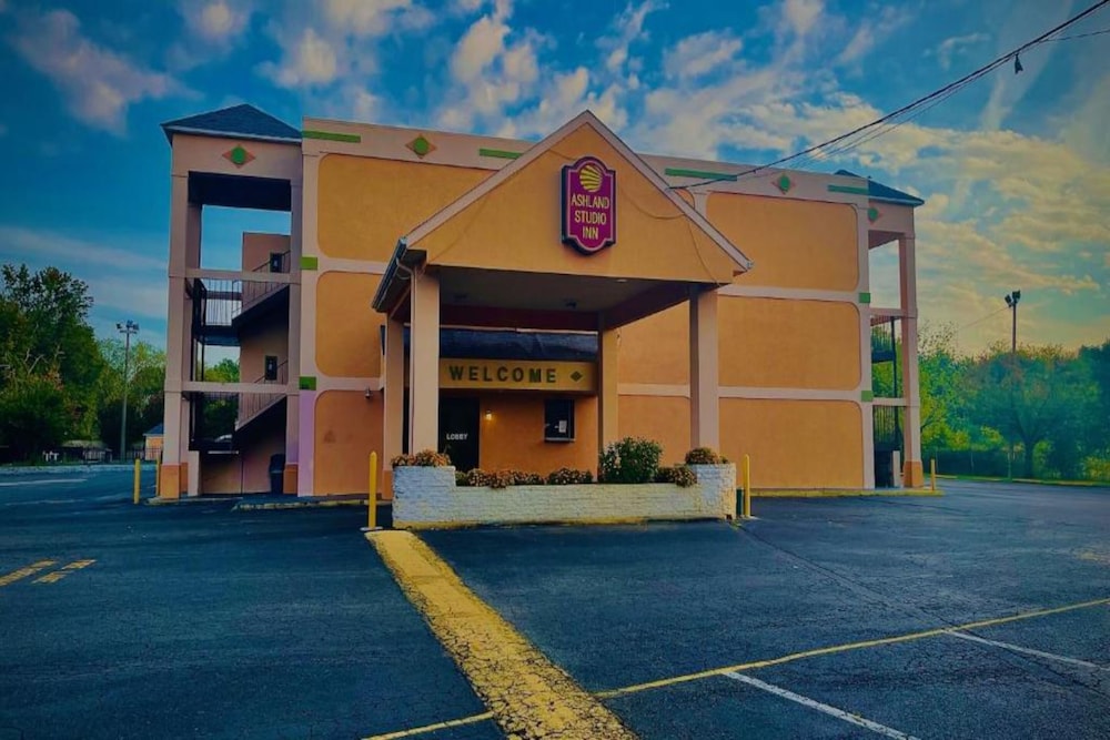 Ashland Studio Inn By OYO Richmond North near Kings Dominion - photo 19